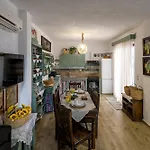 Casa Dell Artista With Private Jacuzzi فيلة